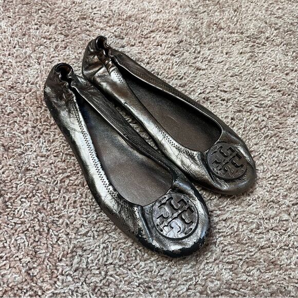 Tory Burch Shoes - Tory Burch Metallic Flats
